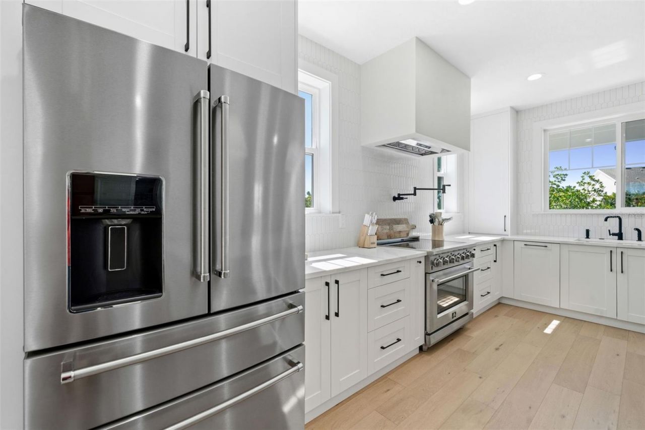 1811 Bayou Grande Boulevard Ne, Saint Petersburg, FL 33703 Photo