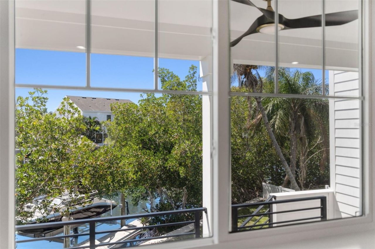 1811 Bayou Grande Boulevard Ne, Saint Petersburg, FL 33703 Photo