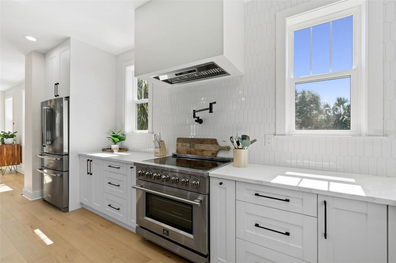 1811 Bayou Grande Boulevard Ne, Saint Petersburg, FL 33703 Photo