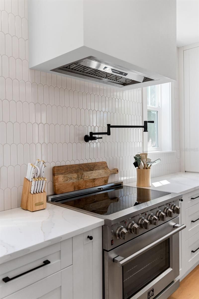 1811 Bayou Grande Boulevard Ne, Saint Petersburg, FL 33703 Photo