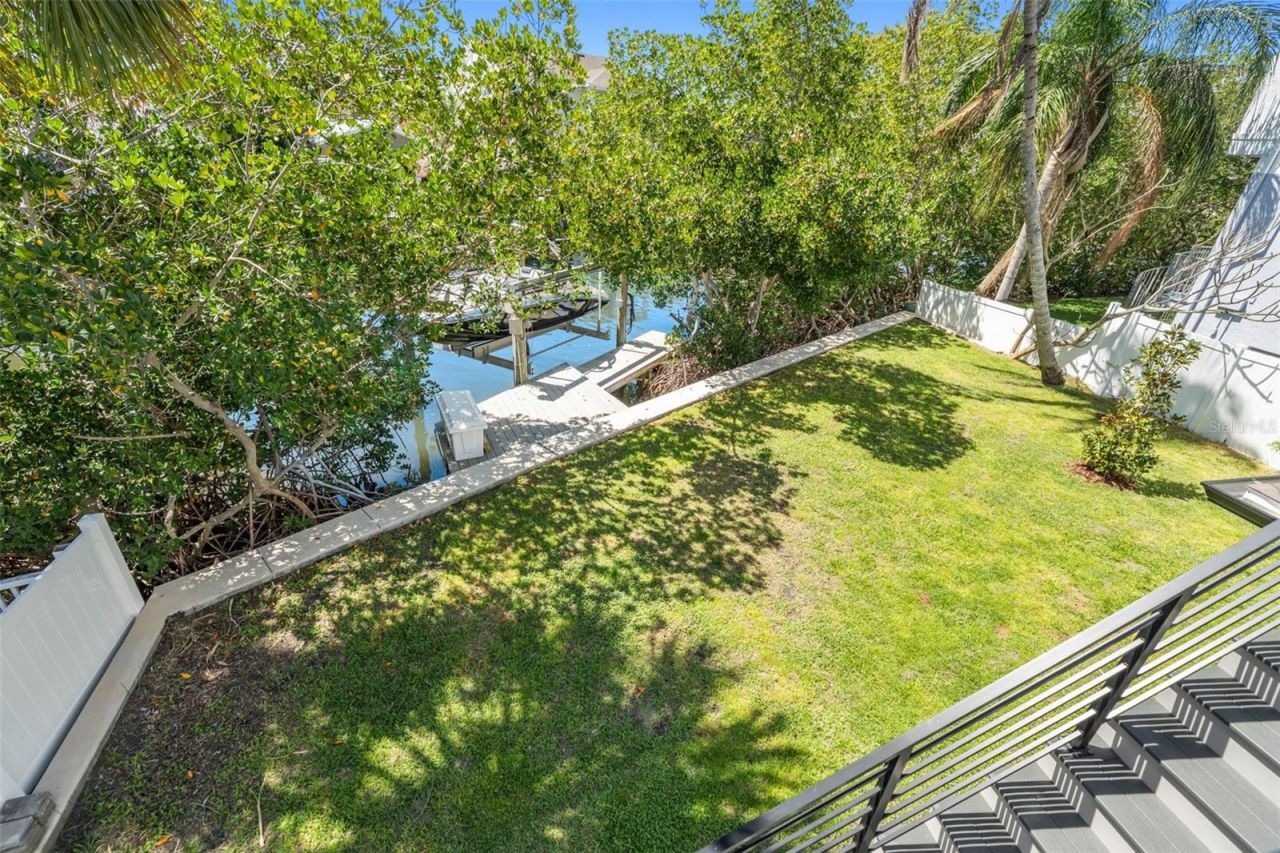 1811 Bayou Grande Boulevard Ne, Saint Petersburg, FL 33703 Photo