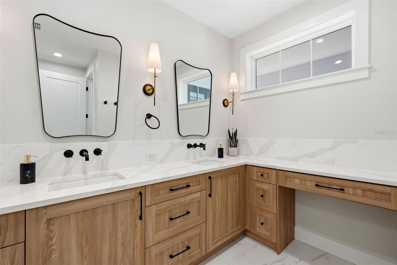 1811 Bayou Grande Boulevard Ne, Saint Petersburg, FL 33703 Photo