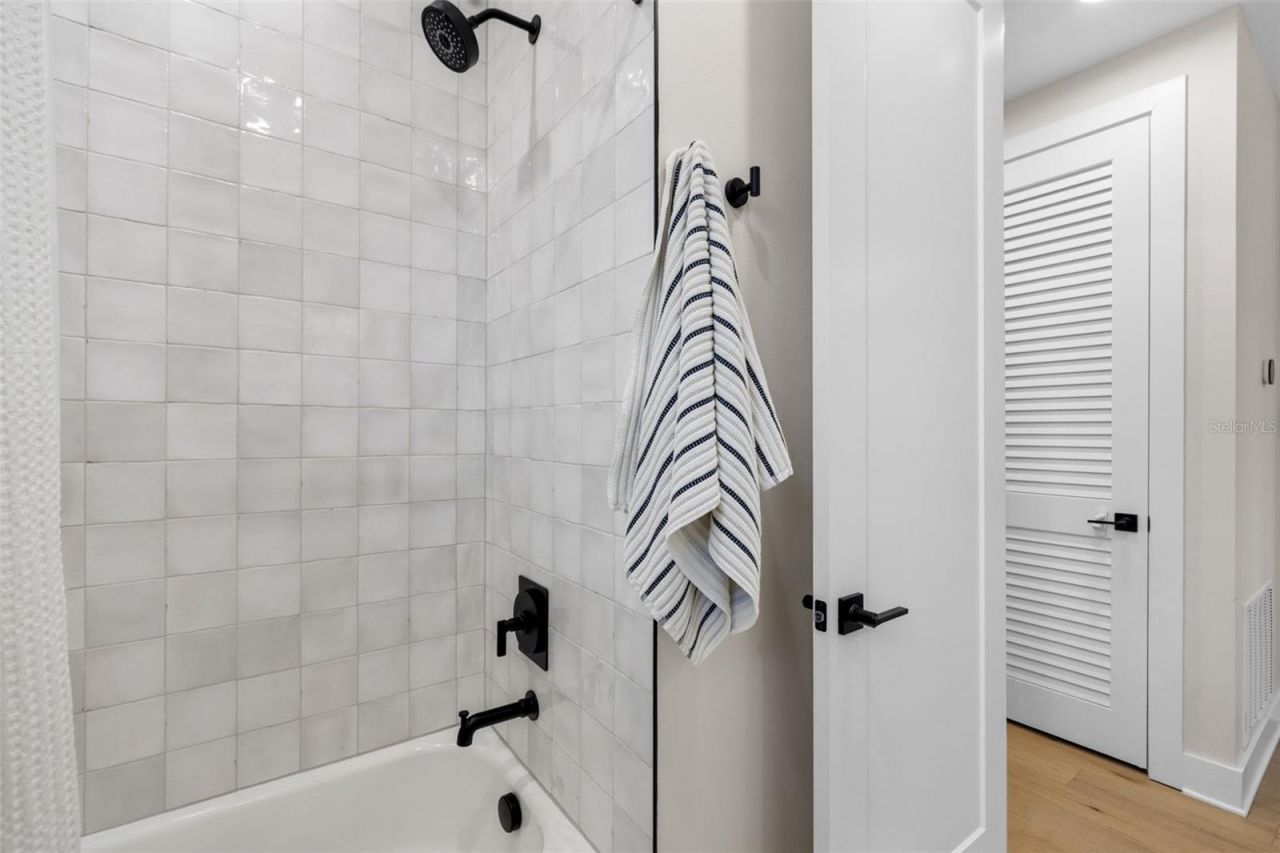 1811 Bayou Grande Boulevard Ne, Saint Petersburg, FL 33703 Photo