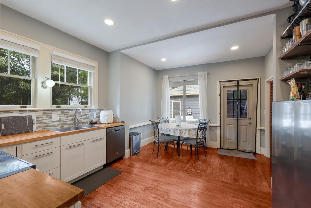 904 W 22nd Street W, Bradenton, FL 34205 Photo