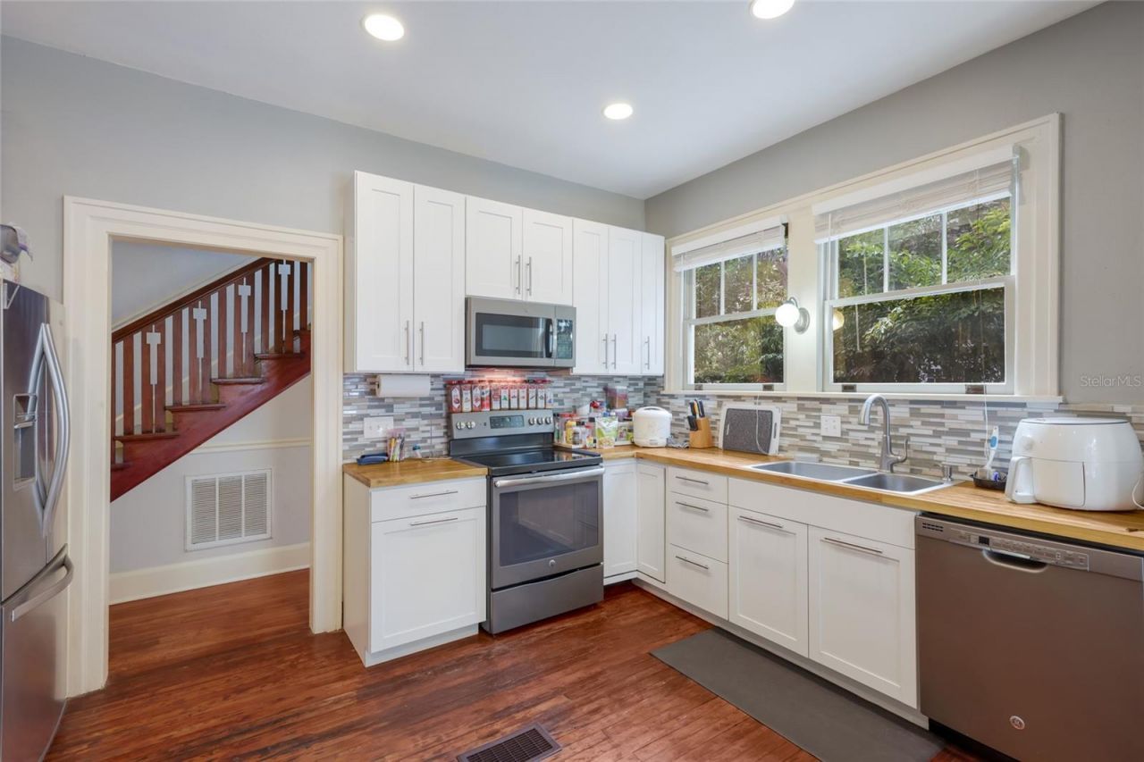 904 W 22nd Street W, Bradenton, FL 34205 Photo