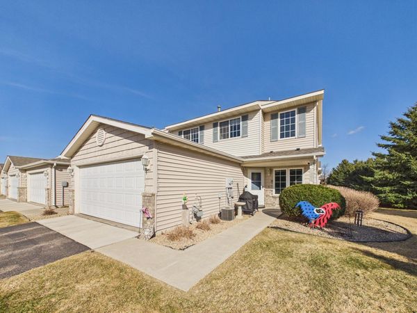 1506 Praha Street SE, New Prague, MN 56071