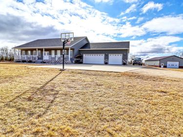 18779 35th Avenue N, Hawley, MN 56549