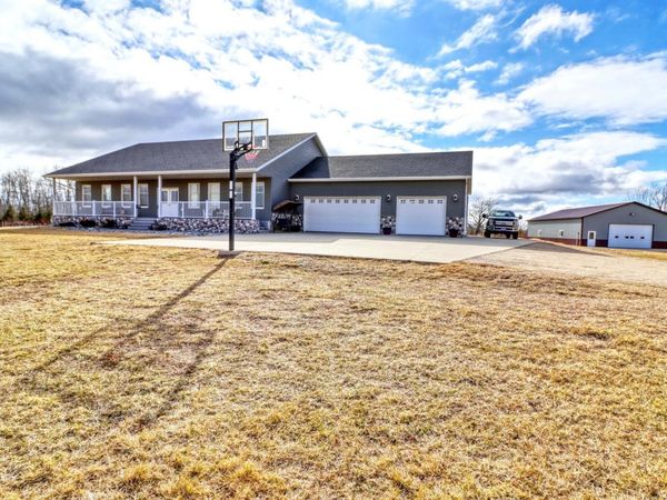 18779 35th Avenue N, Hawley, MN 56549