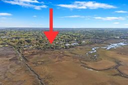 2286 Woodland Shores Road photo 4