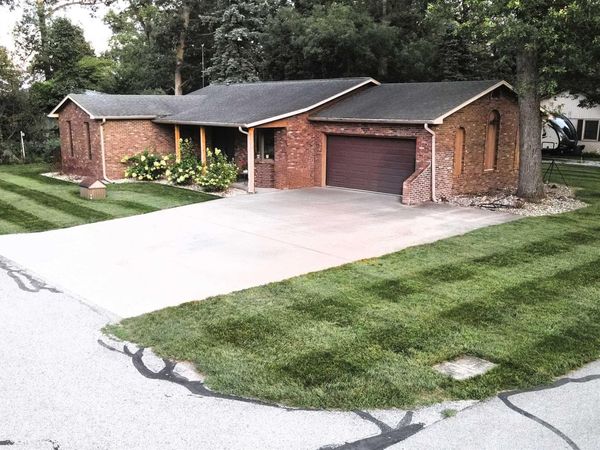 509 E Woodlawn Drive, Winamac, IN 46996
