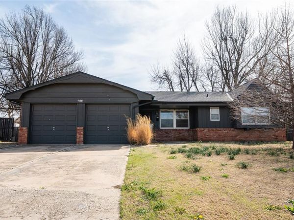 6904 NW 60th Drive, Bethany, OK 73008