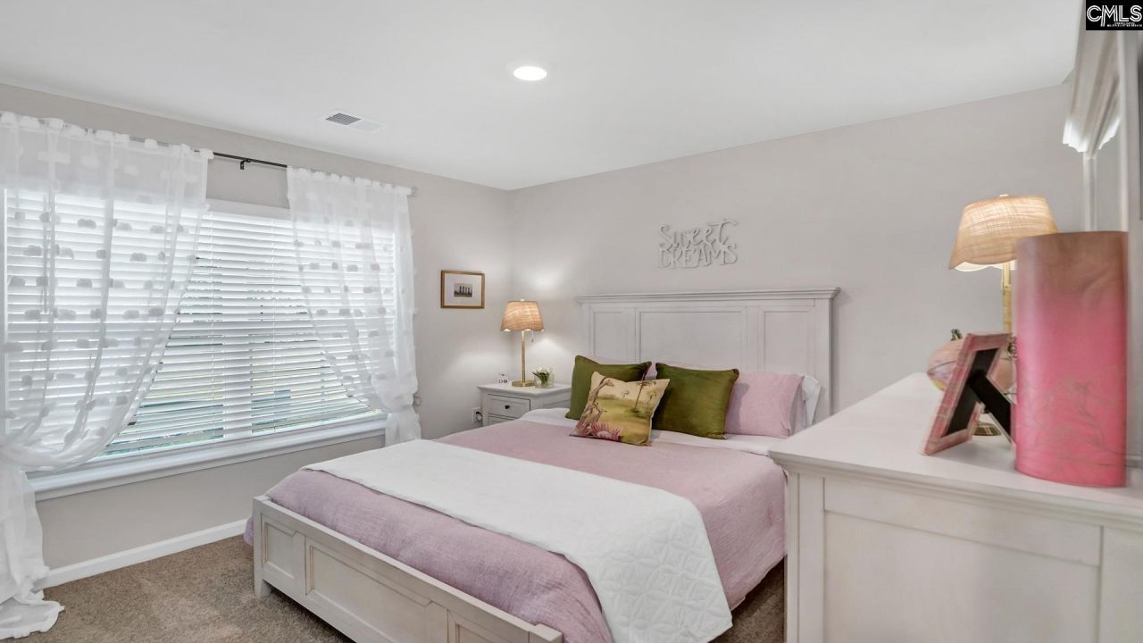 103 Horatio Lane Photo 31