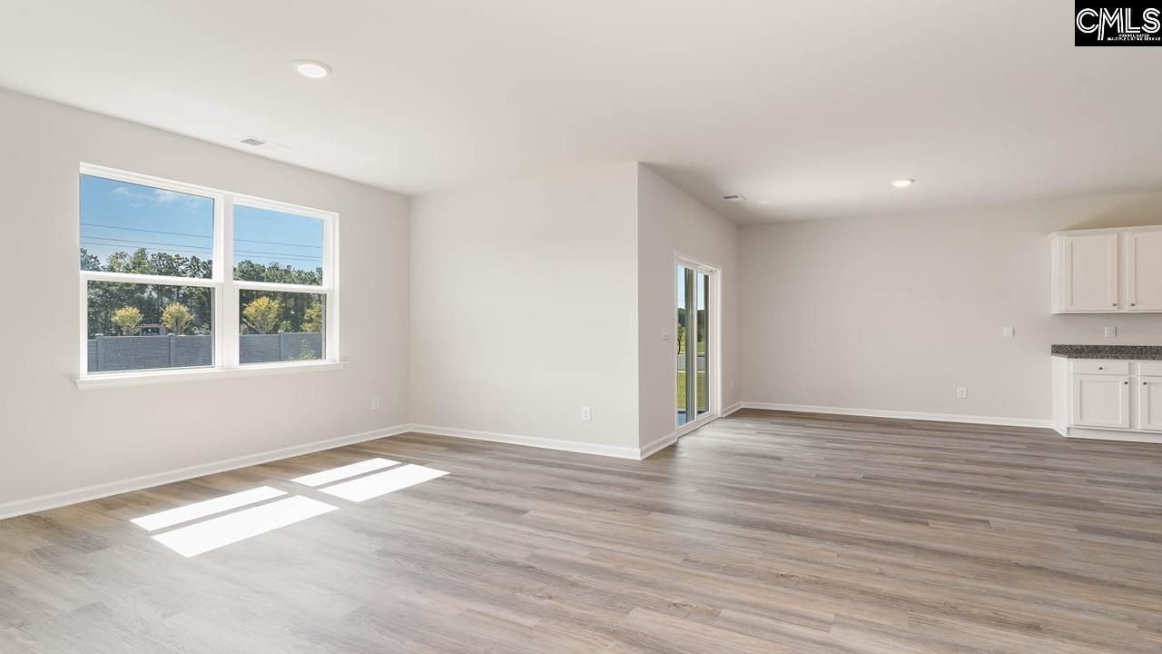 103 Horatio Lane Photo 37