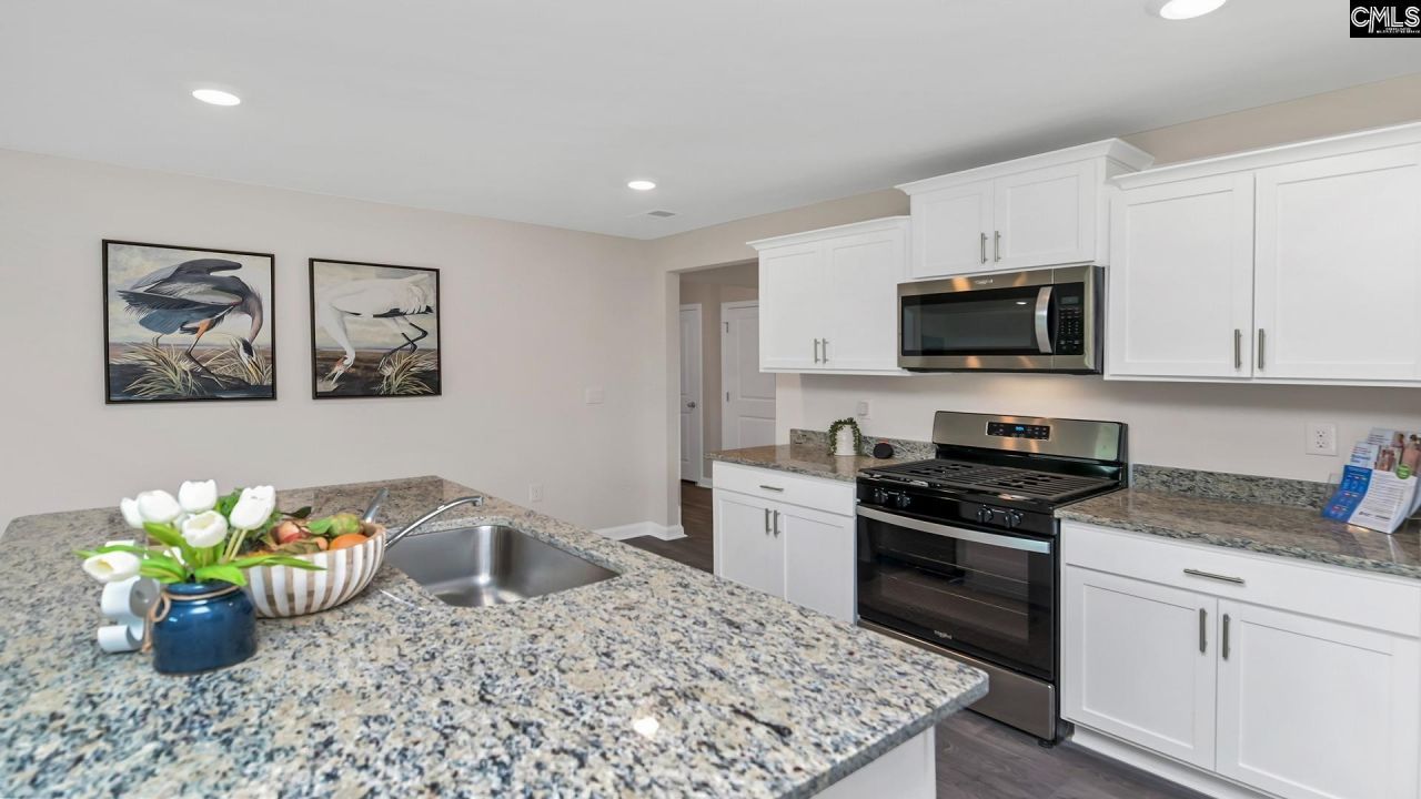 103 Horatio Lane Photo 7