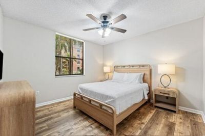 720 S Sapodilla Avenue, Unit 206, West Palm Beach, FL 33401 Photo