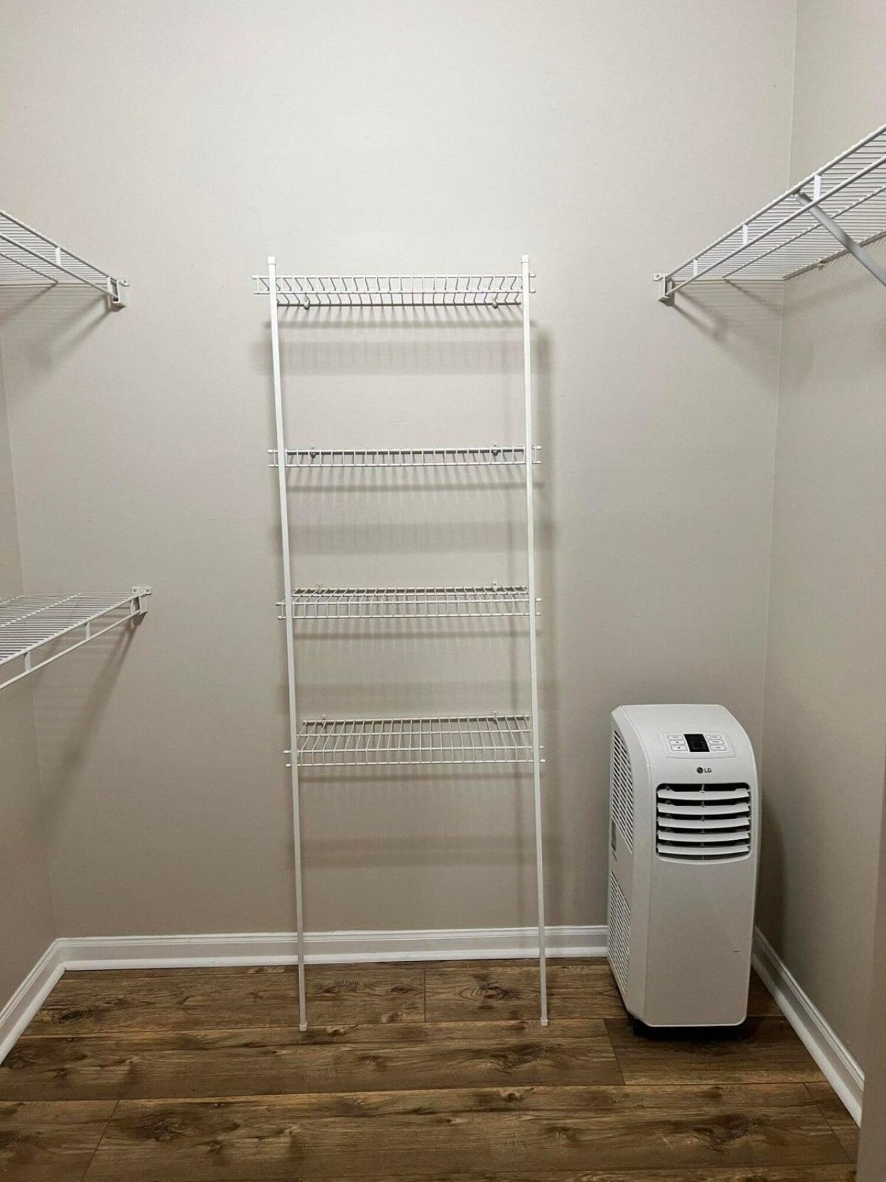 720 S Sapodilla Avenue, Unit 206, West Palm Beach, FL 33401 Photo