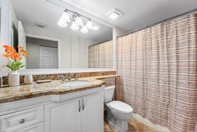 720 S Sapodilla Avenue, Unit 206, West Palm Beach, FL 33401 Photo