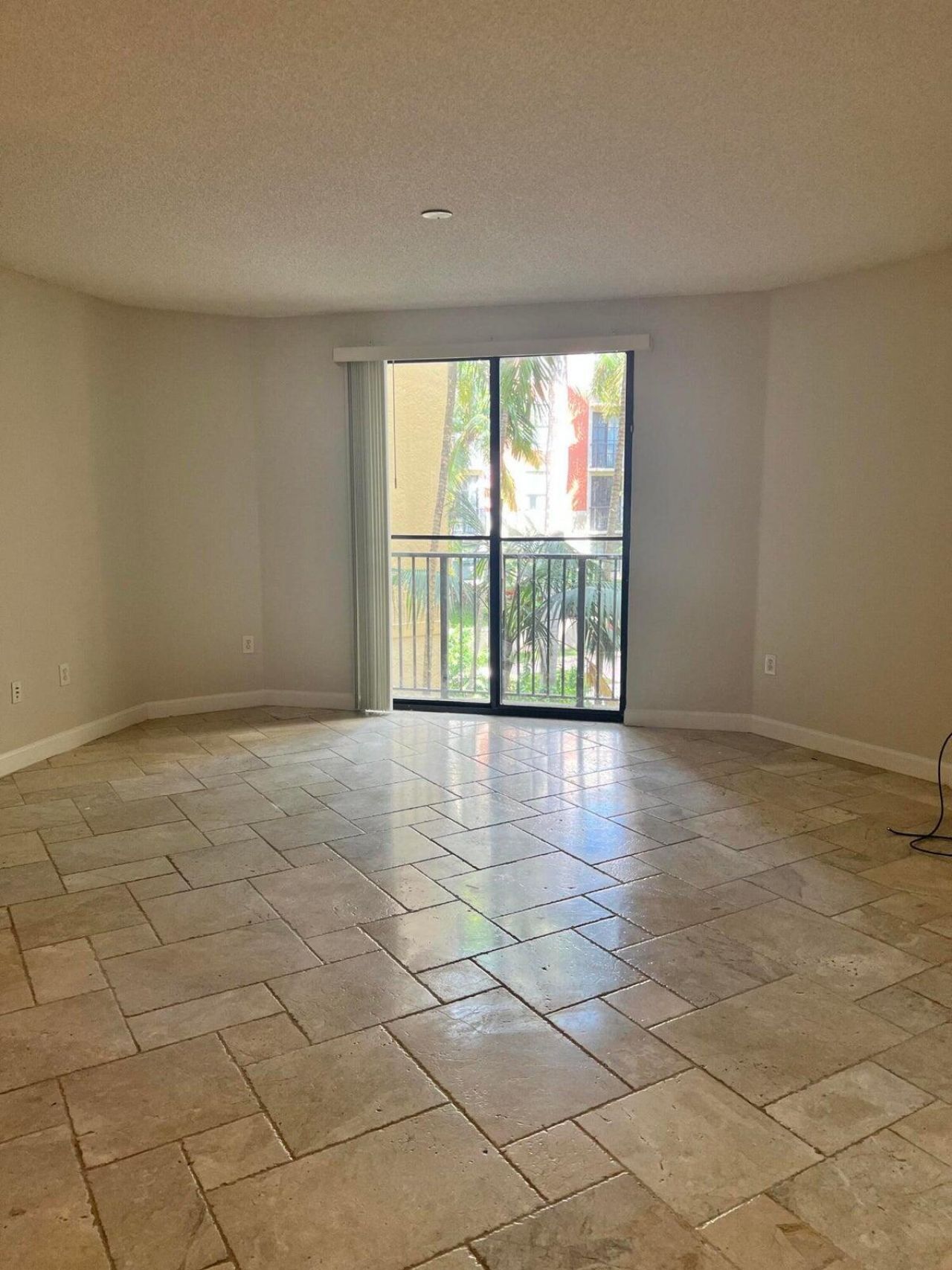 720 S Sapodilla Avenue, Unit 206, West Palm Beach, FL 33401 Photo