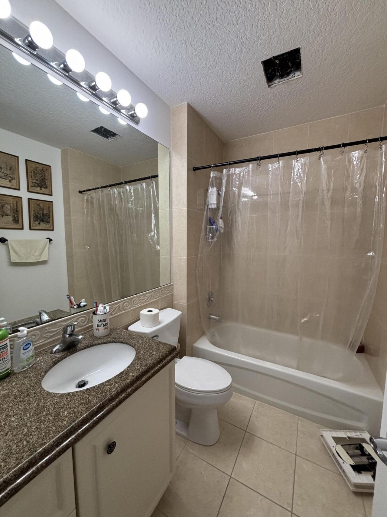 12 Harbour Isle Drive W, Unit 306, Fort Pierce, FL 34949 Photo