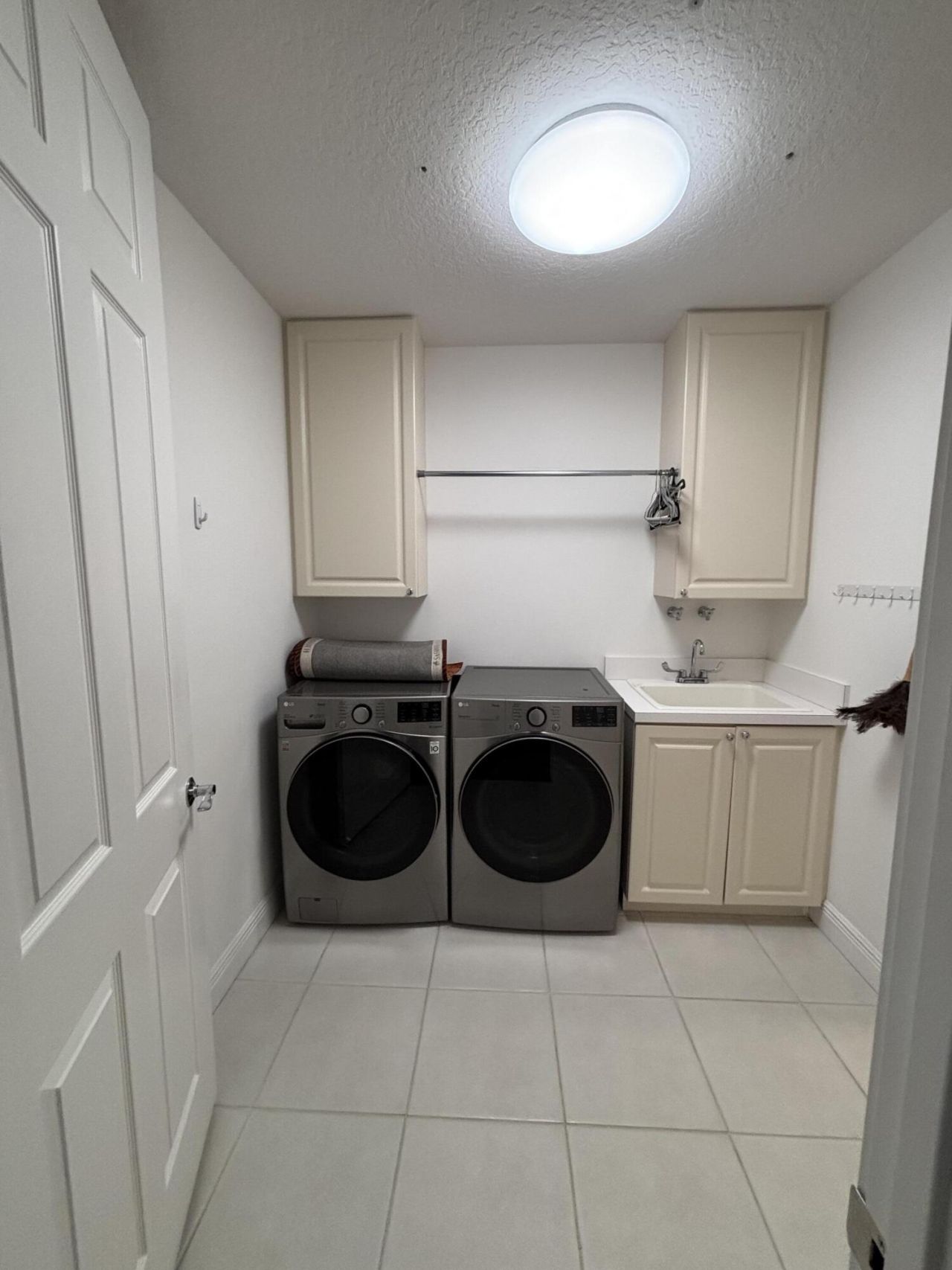 12 Harbour Isle Drive W, Unit 306, Fort Pierce, FL 34949 Photo