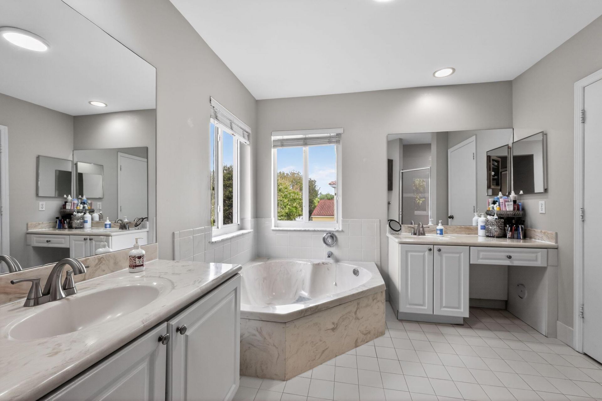 1776 NW 78th Avenue, Pembroke Pines, FL 33024 Photo