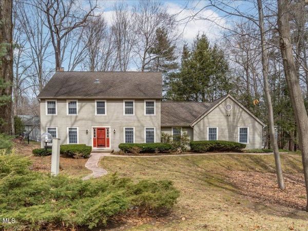 61 Robinwood Drive, Clifton Park, NY 12065