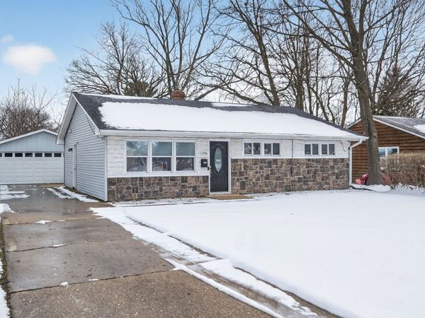 1306 N 1st Street, DeKalb, IL 60115