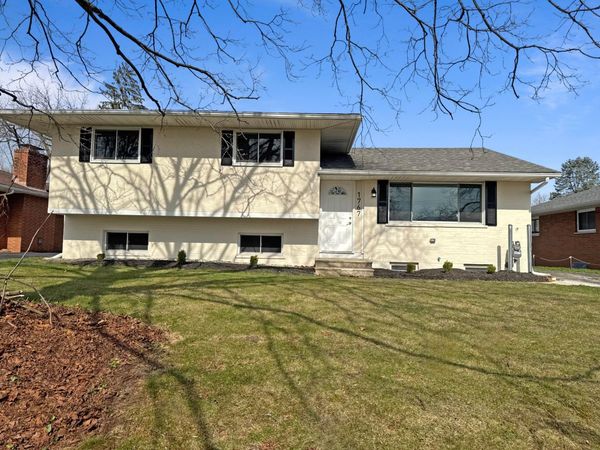 1767 Woodcrest Road, Columbus, OH 43232