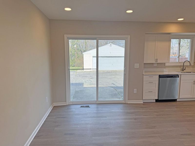 1767 Woodcrest Road, Columbus, OH 43232 Photo 10