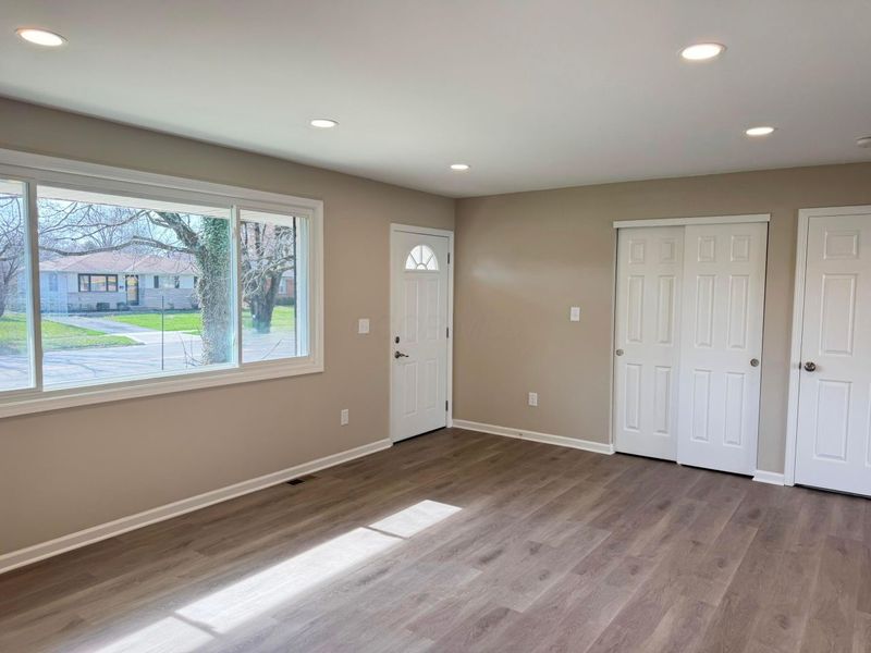 1767 Woodcrest Road, Columbus, OH 43232 Photo 2