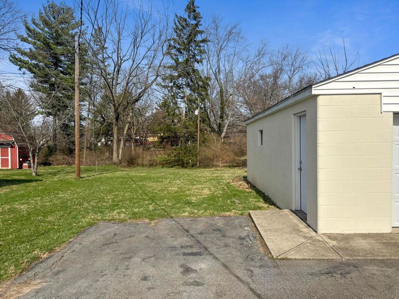 1767 Woodcrest Road, Columbus, OH 43232 Photo 27