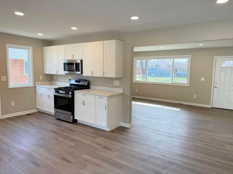 1767 Woodcrest Road, Columbus, OH 43232 Photo 6