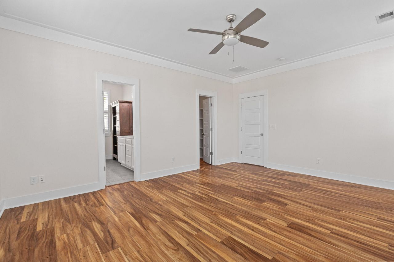 3529 Sewel Avenue Photo 22