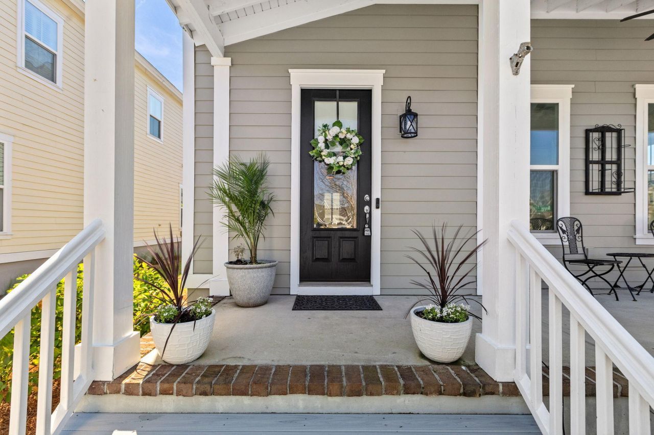 3529 Sewel Avenue Photo 4