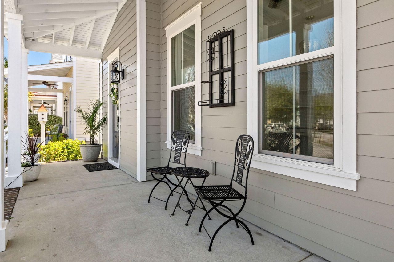 3529 Sewel Avenue Photo 5