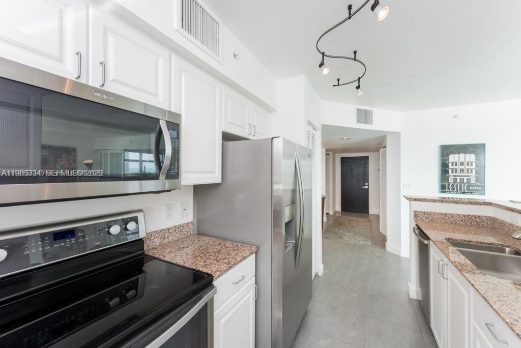 90 Alton Rd, Unit 1502, Miami Beach, FL 33139 Photo