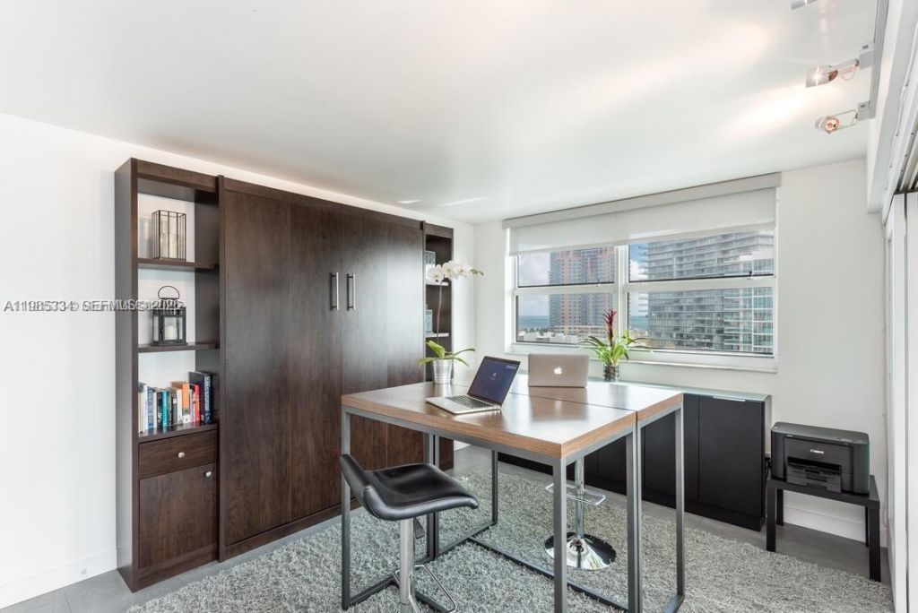 90 Alton Rd, Unit 1502, Miami Beach, FL 33139 Photo