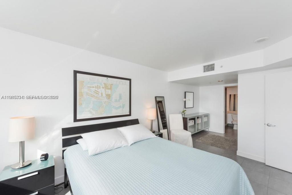 90 Alton Rd, Unit 1502, Miami Beach, FL 33139 Photo