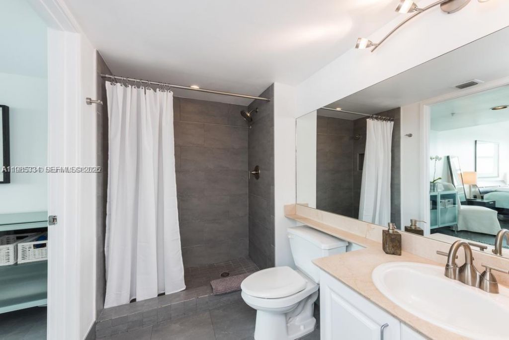 90 Alton Rd, Unit 1502, Miami Beach, FL 33139 Photo