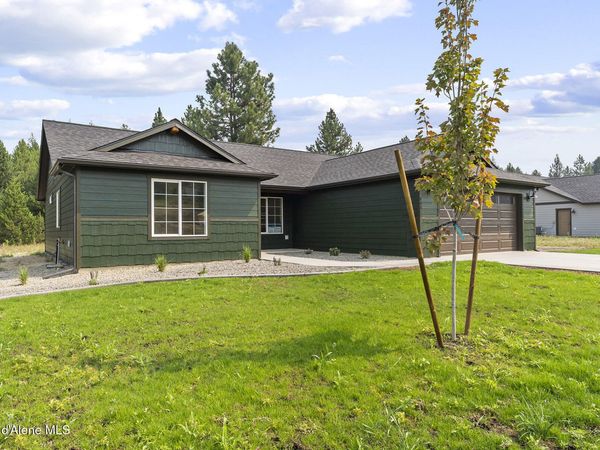 848 E Valley St S, Oldtown, ID 83822