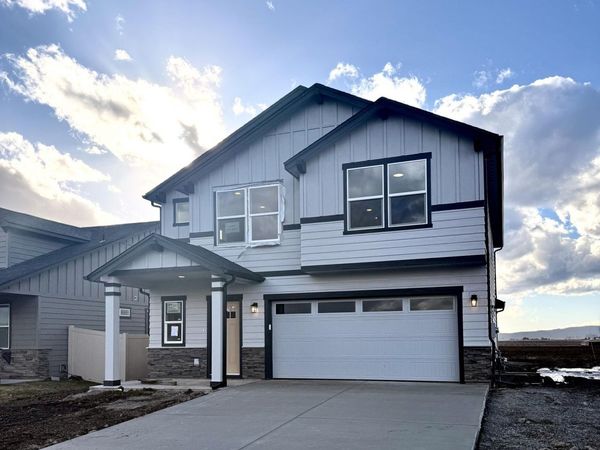 13391 N LOVELAND WAY, Hayden, ID 83835