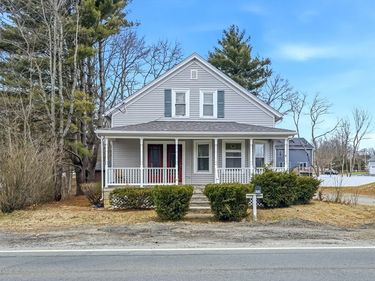 32 Fall River Ave, Unit 1, Seekonk, MA 02771