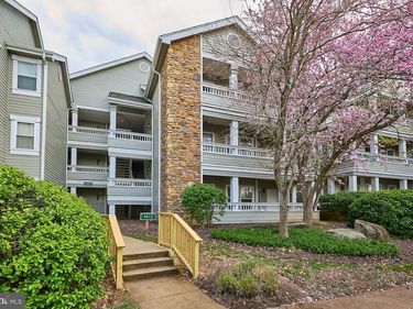 4413 FAIR STONE DRIVE, Unit 105, FAIRFAX, VA 22033