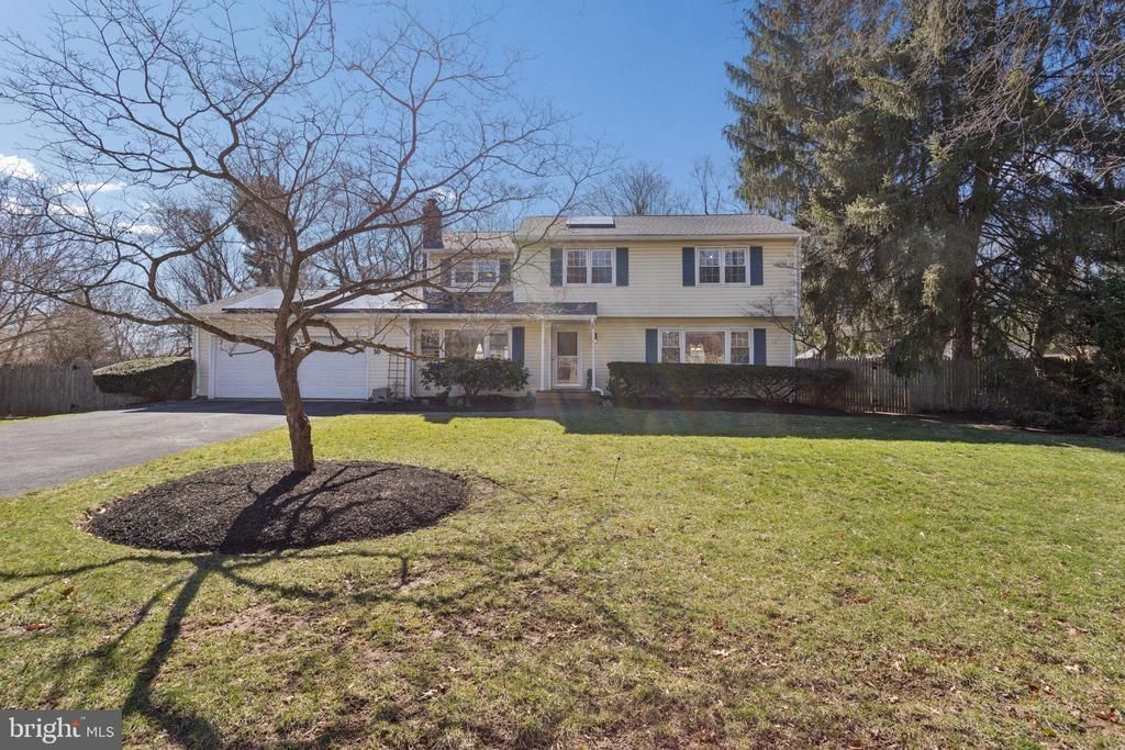 30 Norchester Drive, Princeton Junction, NJ 08550 Main Photo