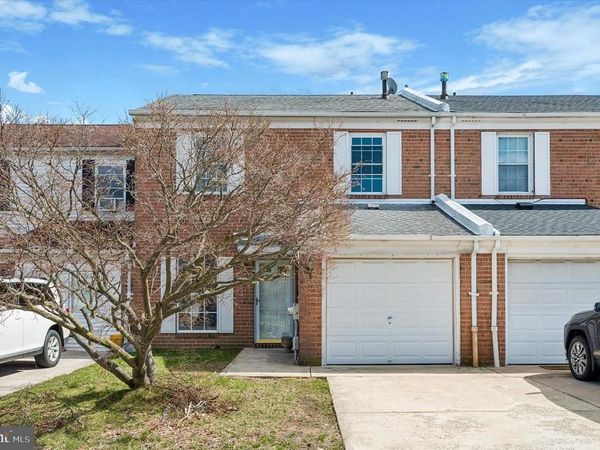 8410 LYONS PLACE , PHILADELPHIA, PA 19153