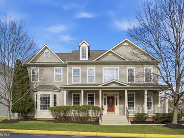 43358 FULLERTON, ASHBURN, VA 20147