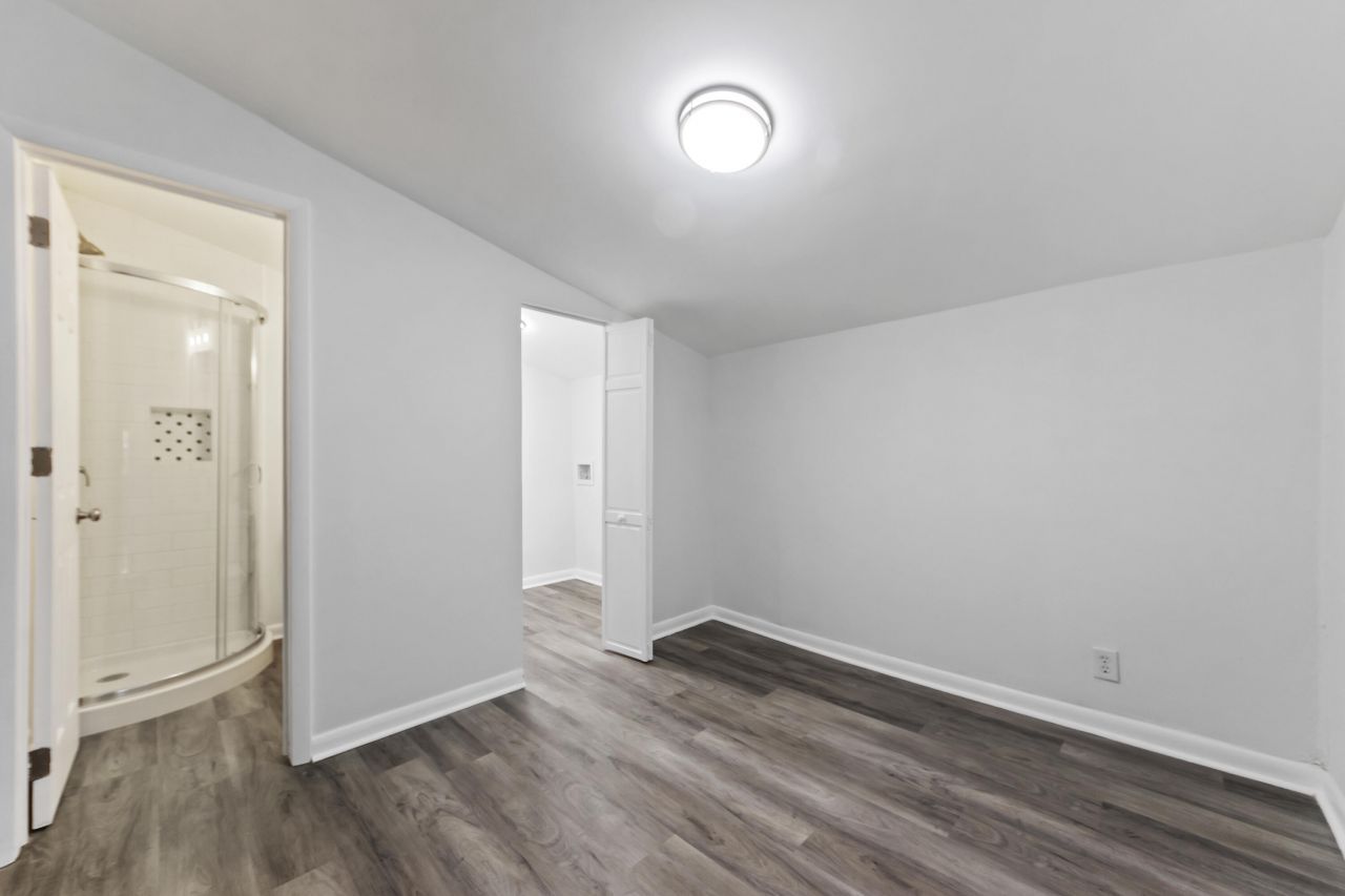 2710 Leola Street Photo 15