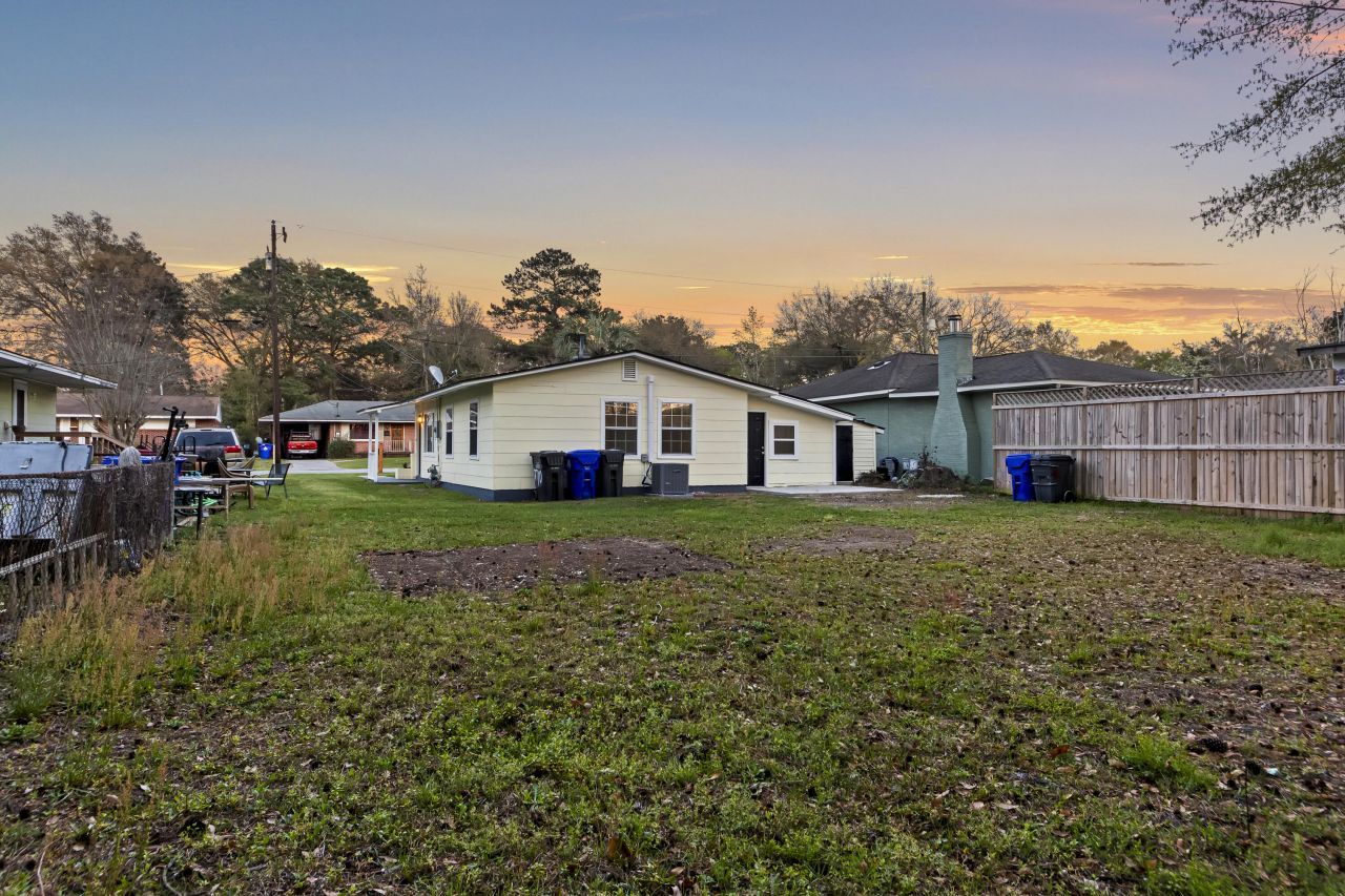 2710 Leola Street Photo 29