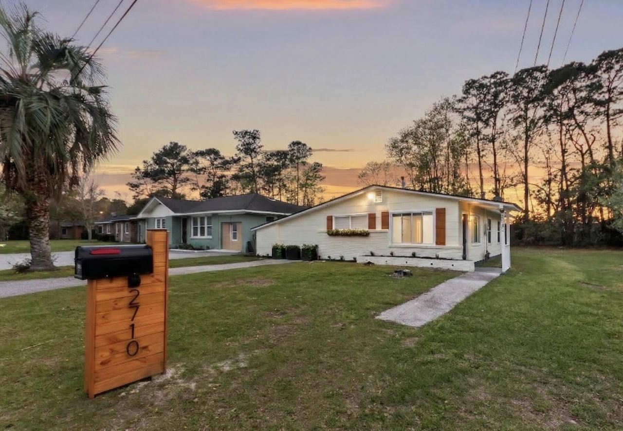 2710 Leola Street Photo 30