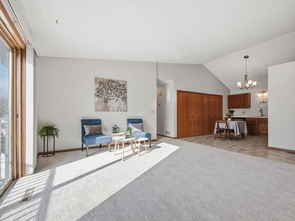 3286 Greenbrier Street , Unit 3286C, Vadnais Heights, MN 55127